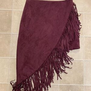✅ Express velvet fringe skirt